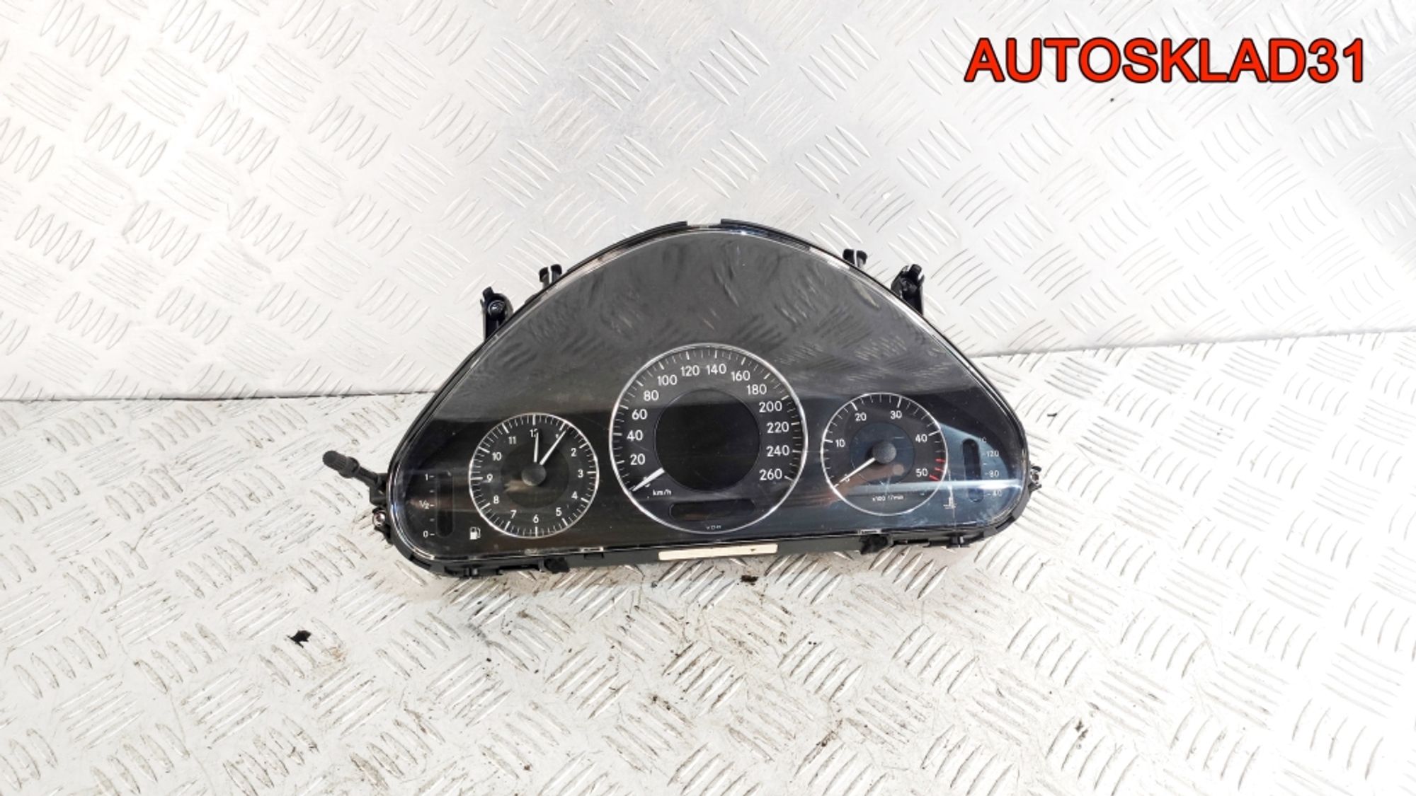 Панель приборов Mercedes Benz W211 Дизель A2115400447 - АвтоСклад31.рф - авторазборка контрактные б/у запчасти в г. Белгород Панель приборов Mercedes Benz W211 Дизель A2115400447 - АвтоСклад31.рф - авторазборка контрактные б/у запчасти в г. Белгород