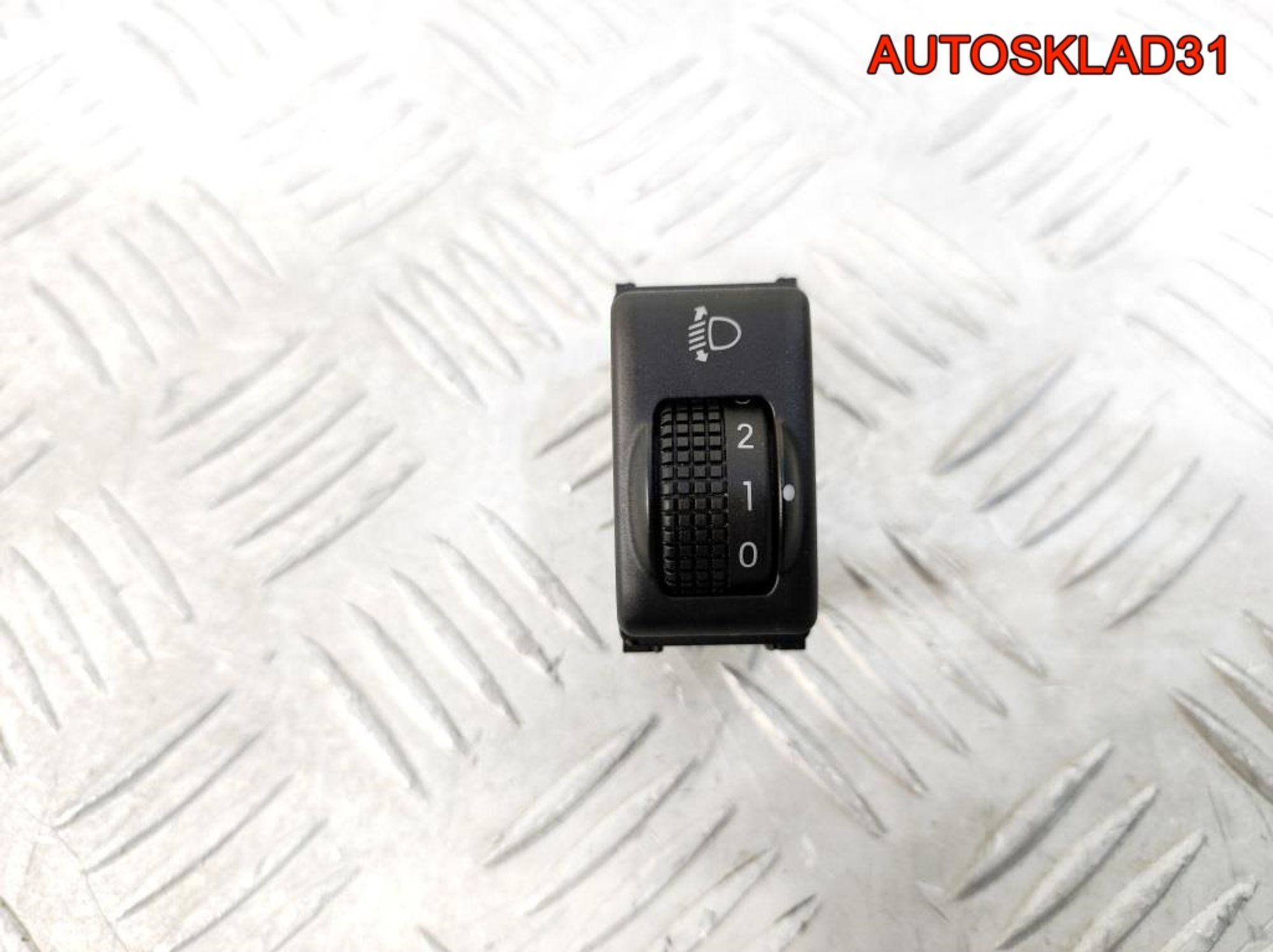 Кнопка корректора фар Nissan Micra K12 251909U00A - АвтоСклад31.рф - авторазборка контрактные б/у запчасти в г. Белгород Кнопка корректора фар Nissan Micra K12 251909U00A - АвтоСклад31.рф - авторазборка контрактные б/у запчасти в г. Белгород
