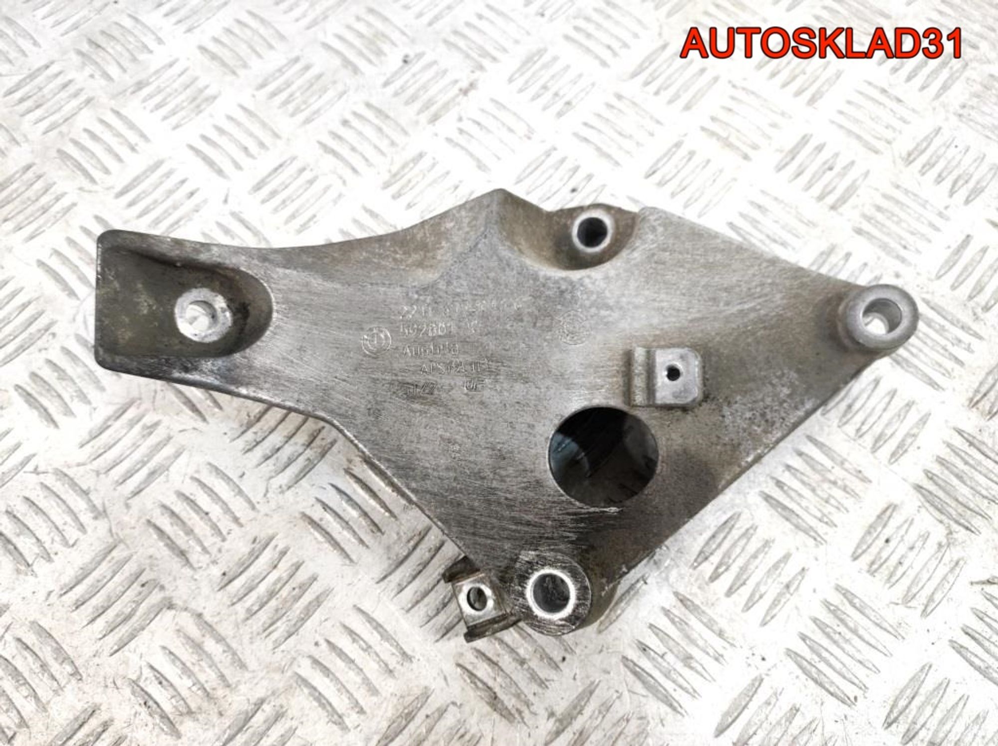 Кронштейн двигателя левый BMW E90 2.0 N47D20A 22116775041 - АвтоСклад31.рф - авторазборка контрактные б/у запчасти в г. Белгород Кронштейн двигателя левый BMW E90 2.0 N47D20A 22116775041 - АвтоСклад31.рф - авторазборка контрактные б/у запчасти в г. Белгород