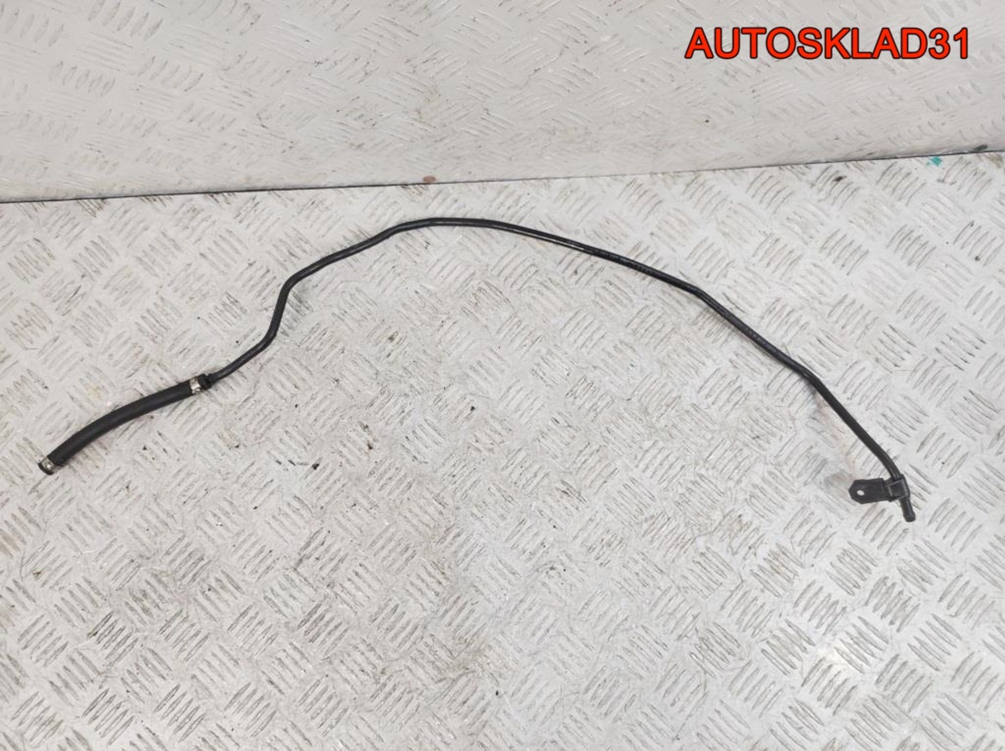 Трубка вентиляционная VW Passat B5 1,8 Бензин 050133787 - АвтоСклад31.рф - авторазборка контрактные б/у запчасти в г. Белгород Трубка вентиляционная VW Passat B5 1,8 Бензин 050133787 - АвтоСклад31.рф - авторазборка контрактные б/у запчасти в г. Белгород