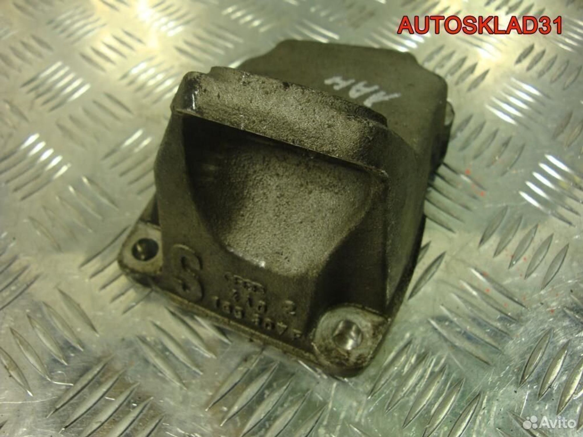 Кронштейн двигателя левый Audi 100 C4 4A0199307F - АвтоСклад31.рф - авторазборка контрактные б/у запчасти в г. Белгород Кронштейн двигателя левый Audi 100 C4 4A0199307F - АвтоСклад31.рф - авторазборка контрактные б/у запчасти в г. Белгород