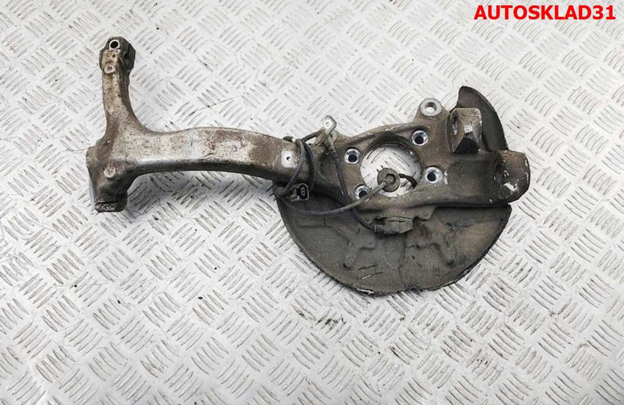 Кулак поворотный передний правый Audi A4 B6 8E0407242E - АвтоСклад31.рф - авторазборка контрактные б/у запчасти в г. Белгород Кулак поворотный передний правый Audi A4 B6 8E0407242E - АвтоСклад31.рф - авторазборка контрактные б/у запчасти в г. Белгород
