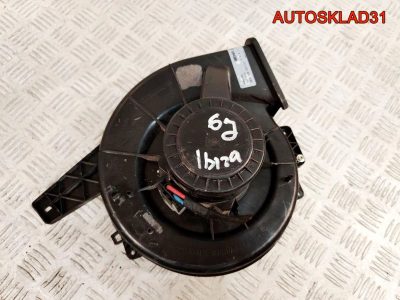 Моторчик отопителя Seat Ibiza 4 8EW009157111 - АвтоСклад31.рф - авторазборка контрактные б/у запчасти в г. Белгород