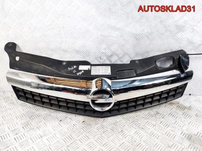 Решетка радиатора Opel Astra H GTC 13247083 Купе - АвтоСклад31.рф - авторазборка контрактные б/у запчасти в г. Белгород