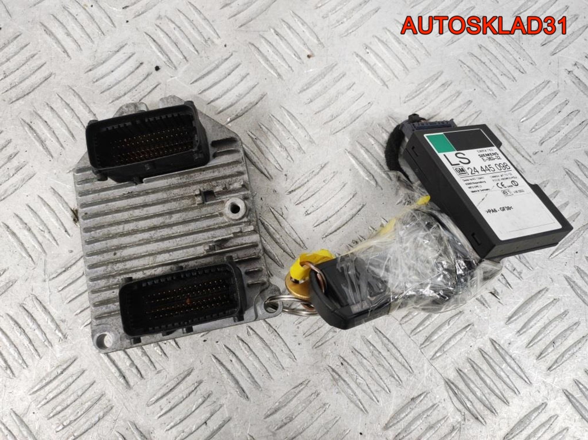 Блок ЭБУ комплект Opel Astra H 1,8 Z18XE 13105214 - АвтоСклад31.рф - авторазборка контрактные б/у запчасти в г. Белгород Блок ЭБУ комплект Opel Astra H 1,8 Z18XE 13105214 - АвтоСклад31.рф - авторазборка контрактные б/у запчасти в г. Белгород