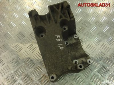 Кронштейн кондиционера Ford Focus 2 4M5Q19D624CC - АвтоСклад31.рф - авторазборка контрактные б/у запчасти в г. Белгород