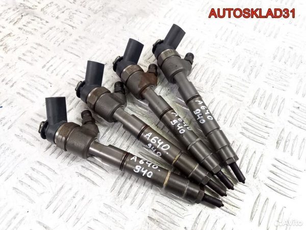Компрессор кондиционера VW Golf 5+ 5N0820803 - АвтоСклад31.рф - авторазборка контрактные б/у запчасти в г. Белгород