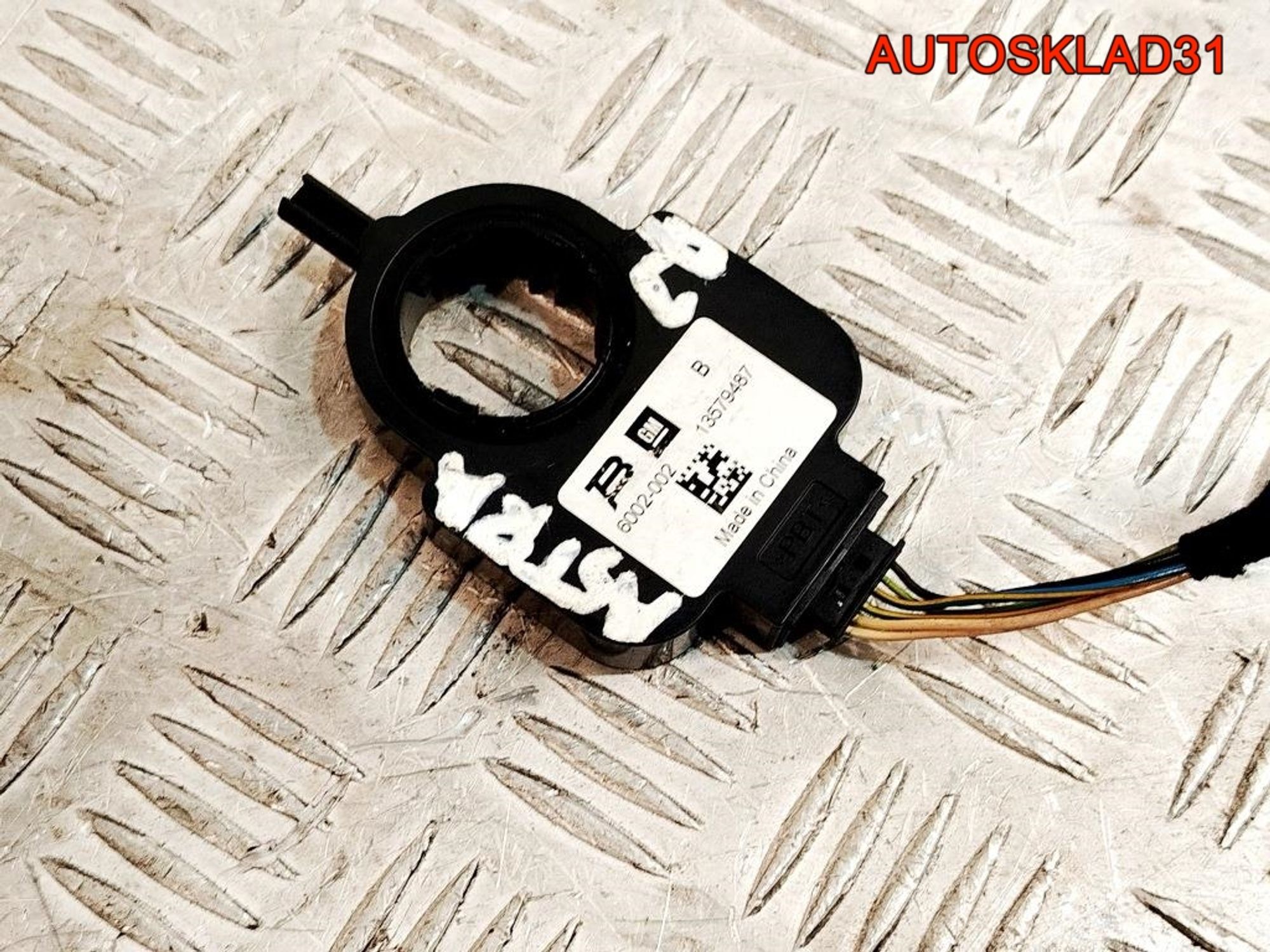 Датчик угла поворота руля Opel Astra J 13579487 - АвтоСклад31.рф - авторазборка контрактные б/у запчасти в г. Белгород Датчик угла поворота руля Opel Astra J 13579487 - АвтоСклад31.рф - авторазборка контрактные б/у запчасти в г. Белгород