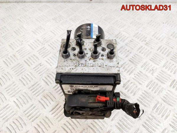 Усилитель тормозов вакуумный Audi A4 B6 8E0612105J - АвтоСклад31.рф - авторазборка контрактные б/у запчасти в г. Белгород