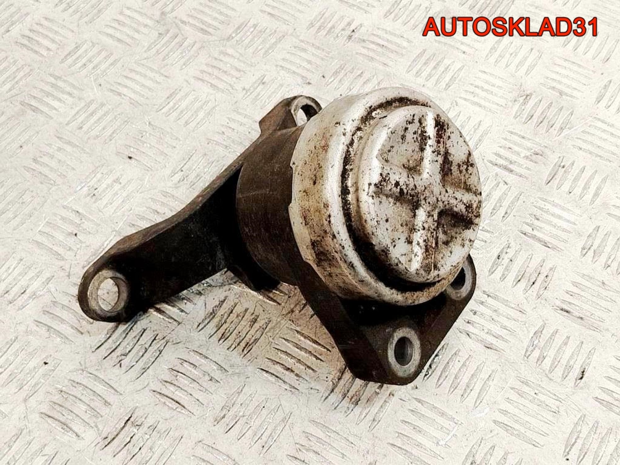 Опора двигателя правая Ford Mondeo 4 6G916F012EE - АвтоСклад31.рф - авторазборка контрактные б/у запчасти в г. Белгород Опора двигателя правая Ford Mondeo 4 6G916F012EE - АвтоСклад31.рф - авторазборка контрактные б/у запчасти в г. Белгород