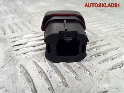 Кнопка аварийной сигнализации Ford Focus 2 - АвтоСклад31.рф - авторазборка контрактные б/у запчасти в г. Белгород