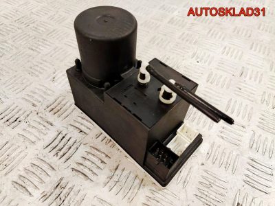 Компрессор центрального замка Audi A4 B5 8D0862257C - АвтоСклад31.рф - авторазборка контрактные б/у запчасти в г. Белгород