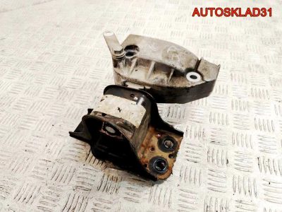 Кронштейн двигателя правый Renault Megane 2  1,6 K4M Бензин 8200168002 - АвтоСклад31.рф - авторазборка контрактные б/у запчасти в г. Белгород