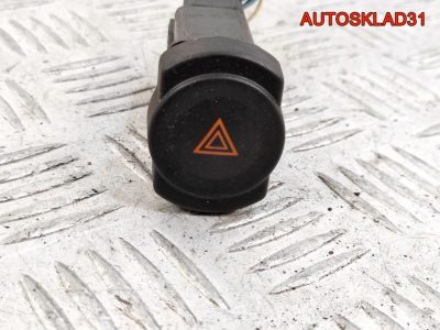 Кнопка аварийной сигнализации Renault Sandero - АвтоСклад31.рф - авторазборка контрактные б/у запчасти в г. Белгород