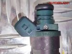 Форсунка топливная VW Golf 4 1,6 AKL 037906031AA - АвтоСклад31.рф - авторазборка контрактные б/у запчасти в г. Белгород