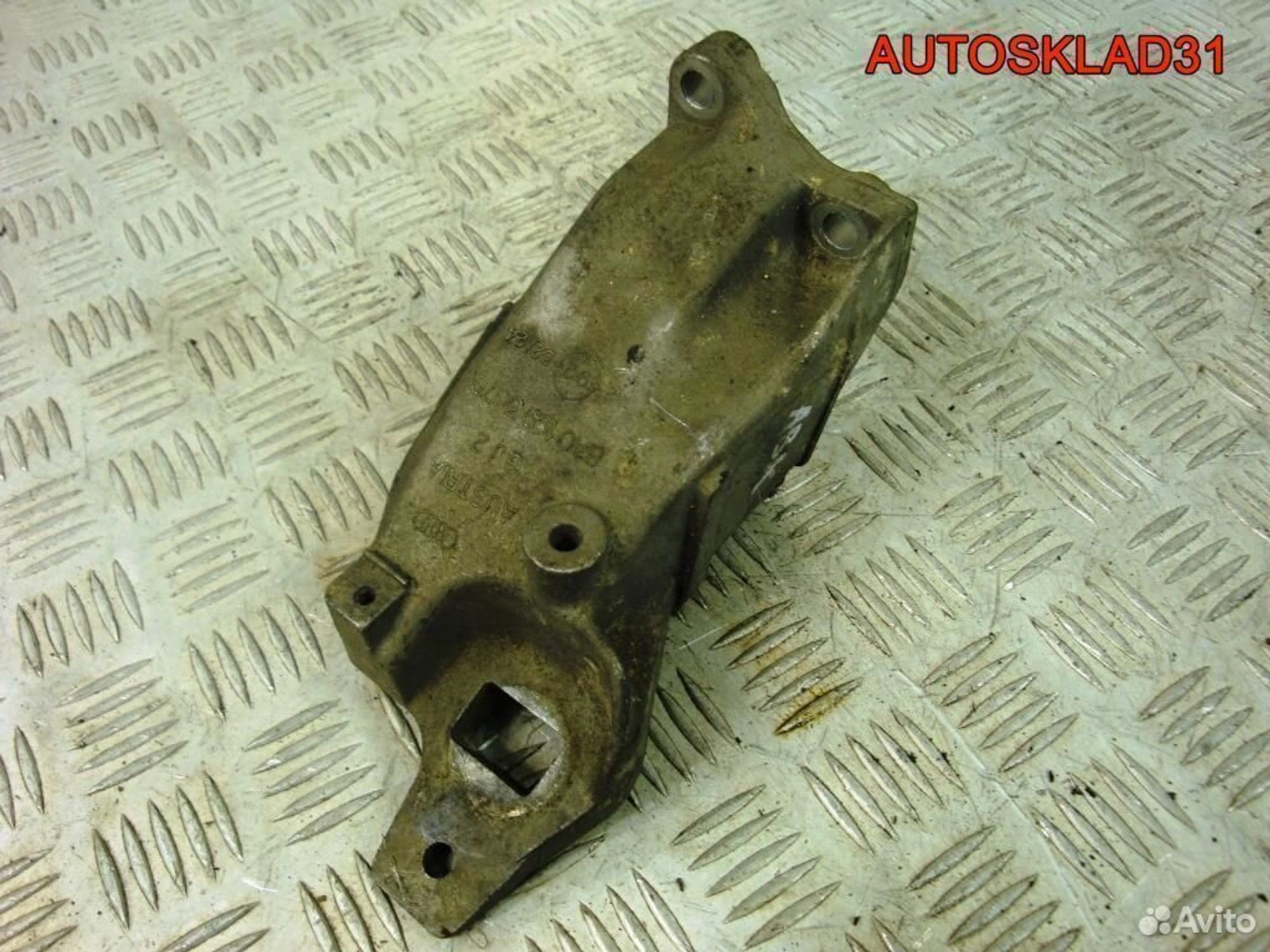 Кронштейн двигателя левый Audi 80 B4 8а0199307с - АвтоСклад31.рф - авторазборка контрактные б/у запчасти в г. Белгород Кронштейн двигателя левый Audi 80 B4 8а0199307с - АвтоСклад31.рф - авторазборка контрактные б/у запчасти в г. Белгород