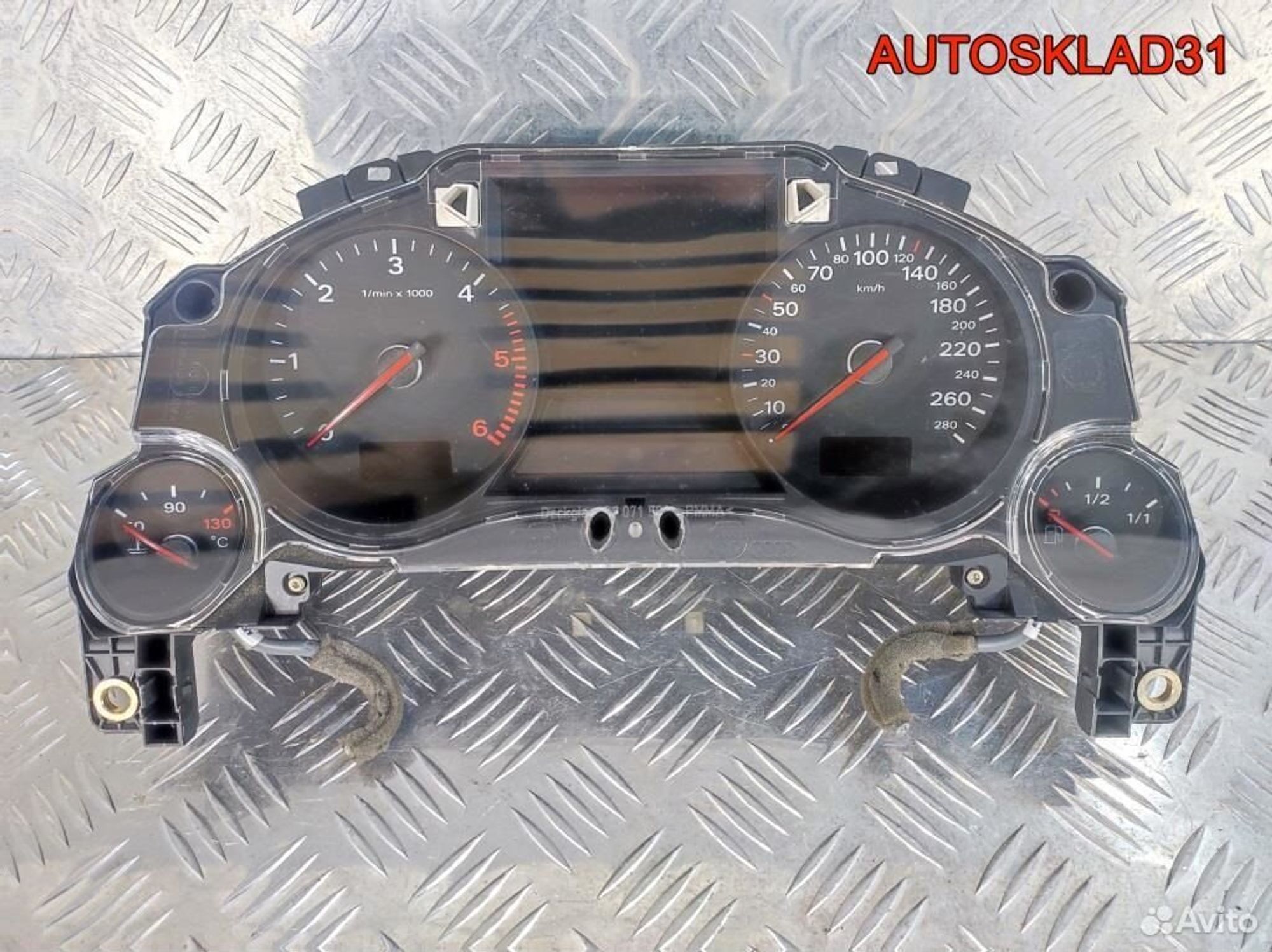 Панель приборов Audi A8 D3 4E0920930F Дизель - АвтоСклад31.рф - авторазборка контрактные б/у запчасти в г. Белгород Панель приборов Audi A8 D3 4E0920930F Дизель - АвтоСклад31.рф - авторазборка контрактные б/у запчасти в г. Белгород