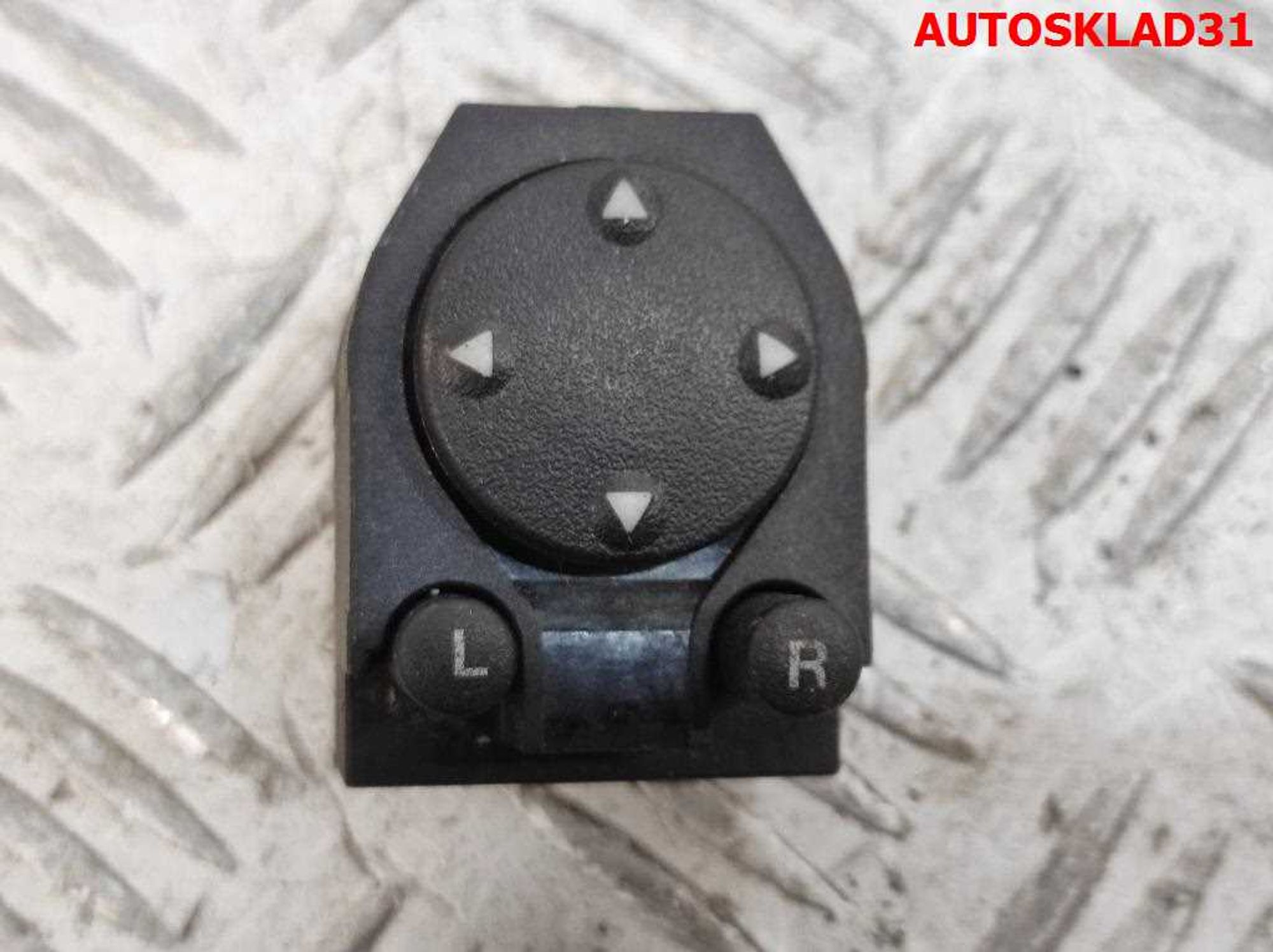 Переключатель регулировки зеркала Audi A6 C4 893959565 - АвтоСклад31.рф - авторазборка контрактные б/у запчасти в г. Белгород Переключатель регулировки зеркала Audi A6 C4 893959565 - АвтоСклад31.рф - авторазборка контрактные б/у запчасти в г. Белгород