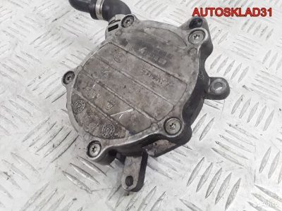 Насос вакуумный Audi A4 B7 2,0 BUL 06D145100E - АвтоСклад31.рф - авторазборка контрактные б/у запчасти в г. Белгород