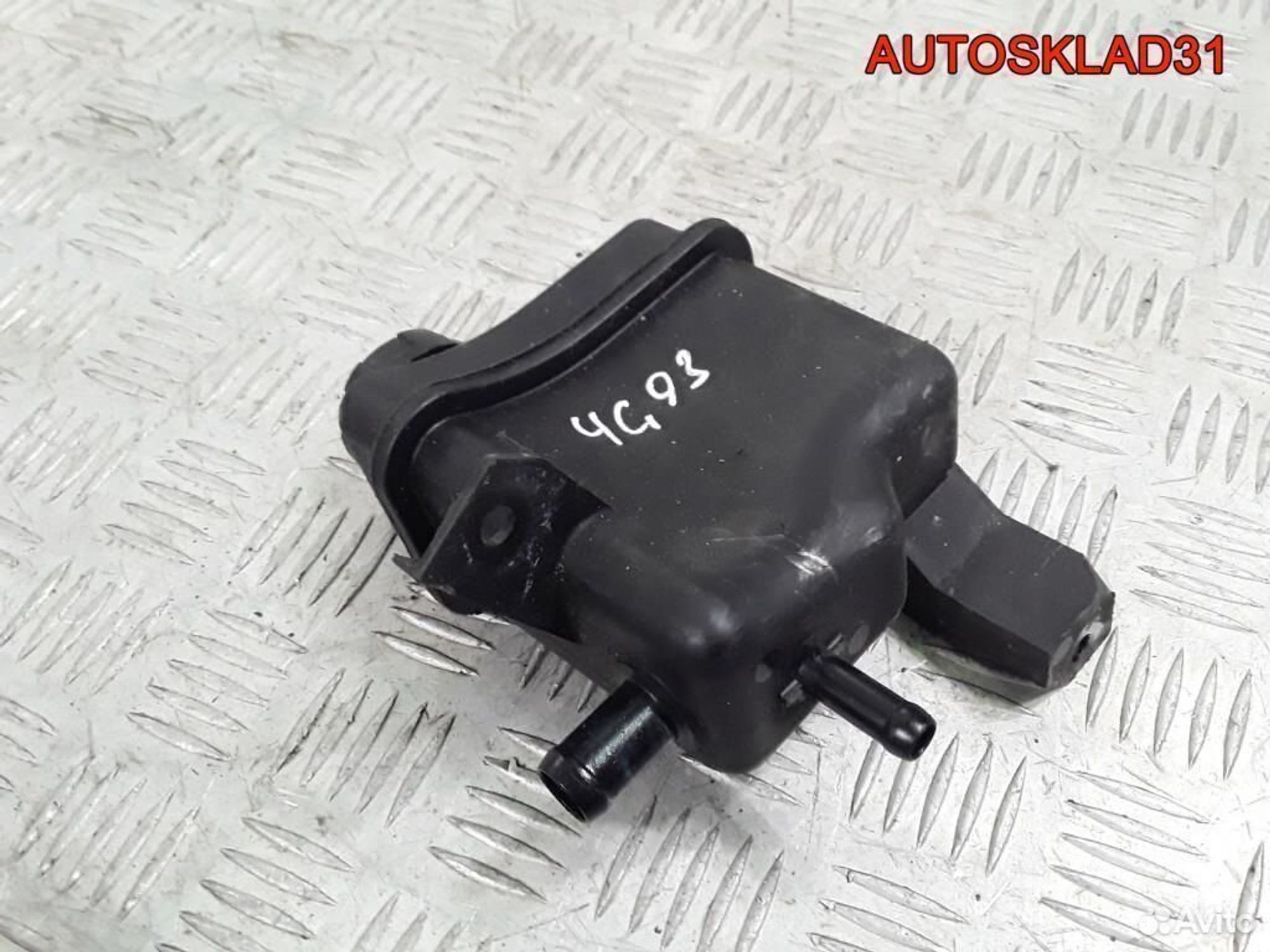 Бачок гур Mitsubishi Carisma GDI 4G93 MR403312 - АвтоСклад31.рф - авторазборка контрактные б/у запчасти в г. Белгород Бачок гур Mitsubishi Carisma GDI 4G93 MR403312 - АвтоСклад31.рф - авторазборка контрактные б/у запчасти в г. Белгород