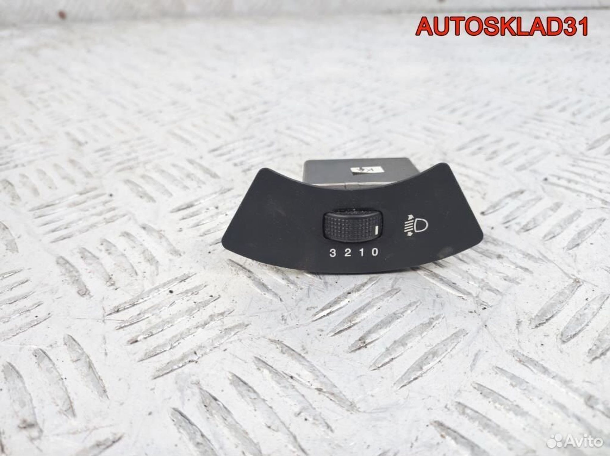Кнопка корректора фар Chevrolet Aveo T200 96540696 - АвтоСклад31.рф - авторазборка контрактные б/у запчасти в г. Белгород Кнопка корректора фар Chevrolet Aveo T200 96540696 - АвтоСклад31.рф - авторазборка контрактные б/у запчасти в г. Белгород