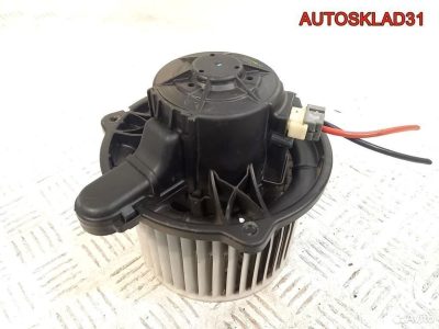 Моторчик отопителя Kia Ceed F00S33F012 - АвтоСклад31.рф - авторазборка контрактные б/у запчасти в г. Белгород