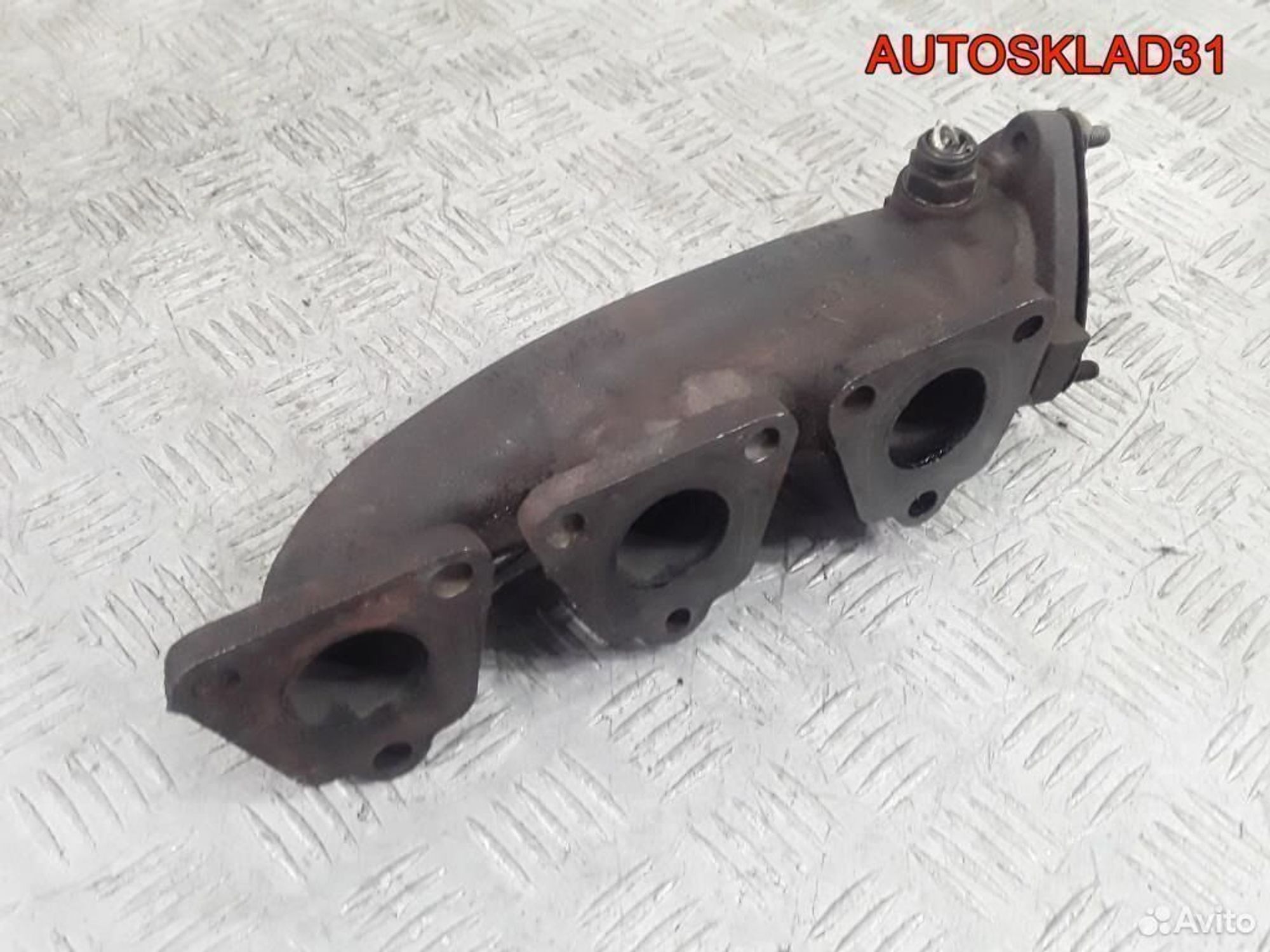 Коллектор выпускной правый Audi A6 C6 06E253034E - АвтоСклад31.рф - авторазборка контрактные б/у запчасти в г. Белгород Коллектор выпускной правый Audi A6 C6 06E253034E - АвтоСклад31.рф - авторазборка контрактные б/у запчасти в г. Белгород