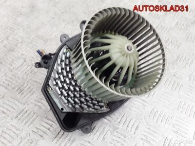 Моторчик печки Volkswagen Passat B5 8D1820021 - АвтоСклад31.рф - авторазборка контрактные б/у запчасти в г. Белгород