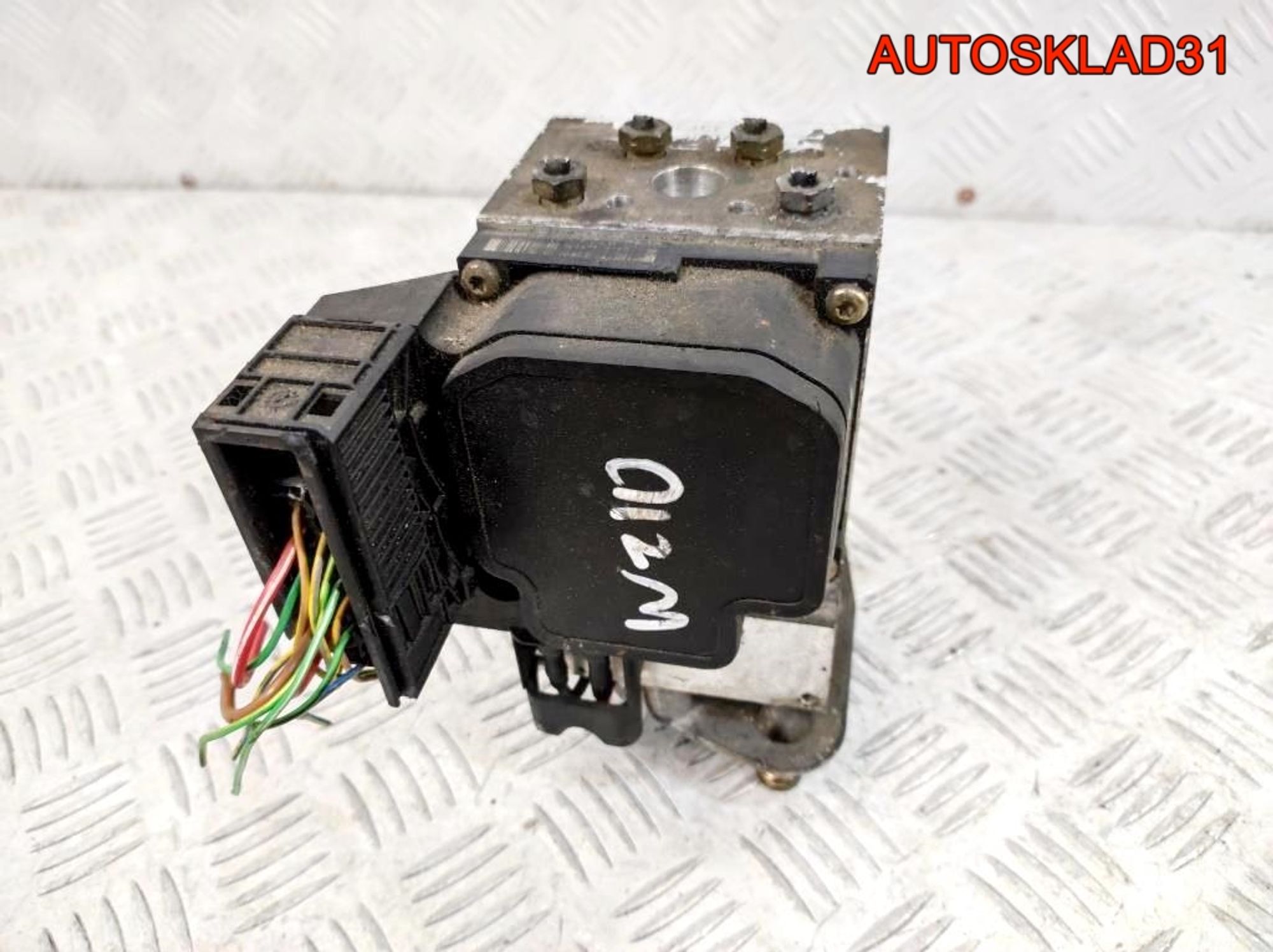 Блок ABS Mercedes Benz W210 A0034313012 - АвтоСклад31.рф - авторазборка контрактные б/у запчасти в г. Белгород Блок ABS Mercedes Benz W210 A0034313012 - АвтоСклад31.рф - авторазборка контрактные б/у запчасти в г. Белгород