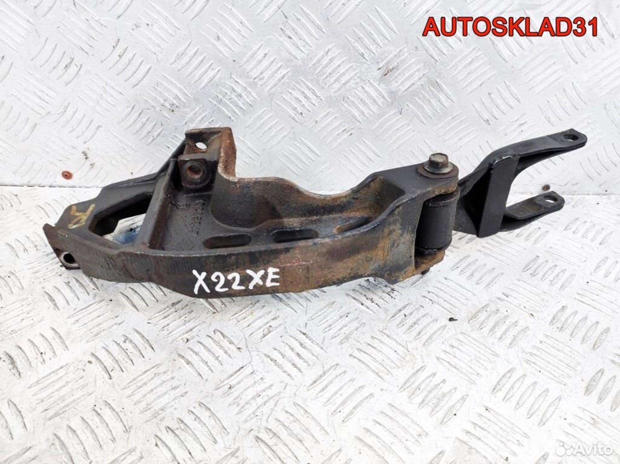 Кронштейн двигателя Opel Sintra 2,2 X22XE 10236347 - АвтоСклад31.рф - авторазборка контрактные б/у запчасти в г. Белгород Кронштейн двигателя Opel Sintra 2,2 X22XE 10236347 - АвтоСклад31.рф - авторазборка контрактные б/у запчасти в г. Белгород
