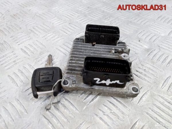 Вентилятор радиатора Audi A4 B6 3,0 ASN 8E0121205D - АвтоСклад31.рф - авторазборка контрактные б/у запчасти в г. Белгород