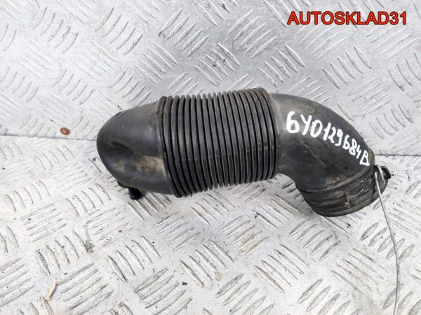 Патрубок интеркулера VW Sharan 7M3145957C - АвтоСклад31.рф - авторазборка контрактные б/у запчасти в г. Белгород