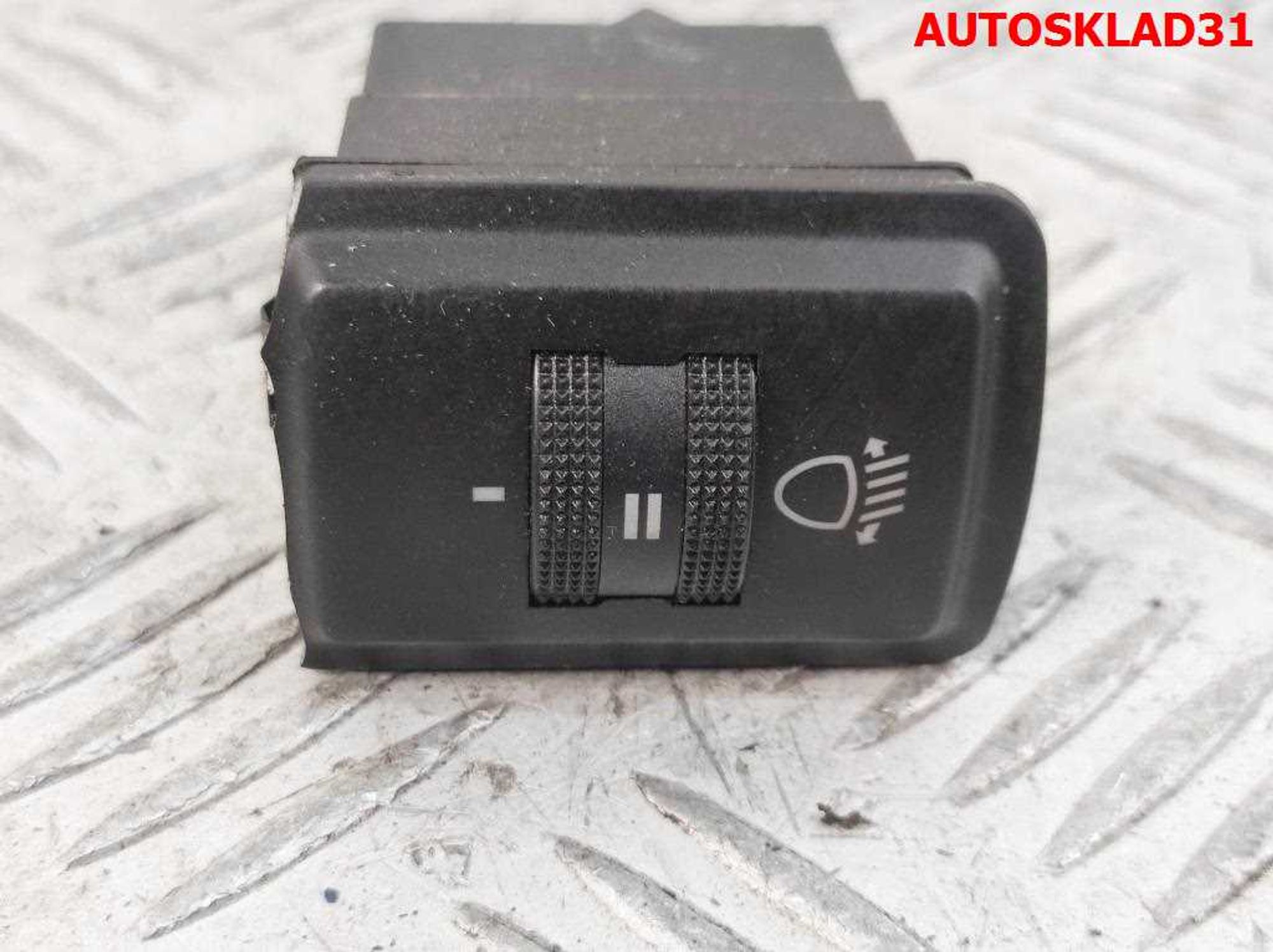 Кнопка корректора фар Audi A4 B5 8D0941301C - АвтоСклад31.рф - авторазборка контрактные б/у запчасти в г. Белгород Кнопка корректора фар Audi A4 B5 8D0941301C - АвтоСклад31.рф - авторазборка контрактные б/у запчасти в г. Белгород