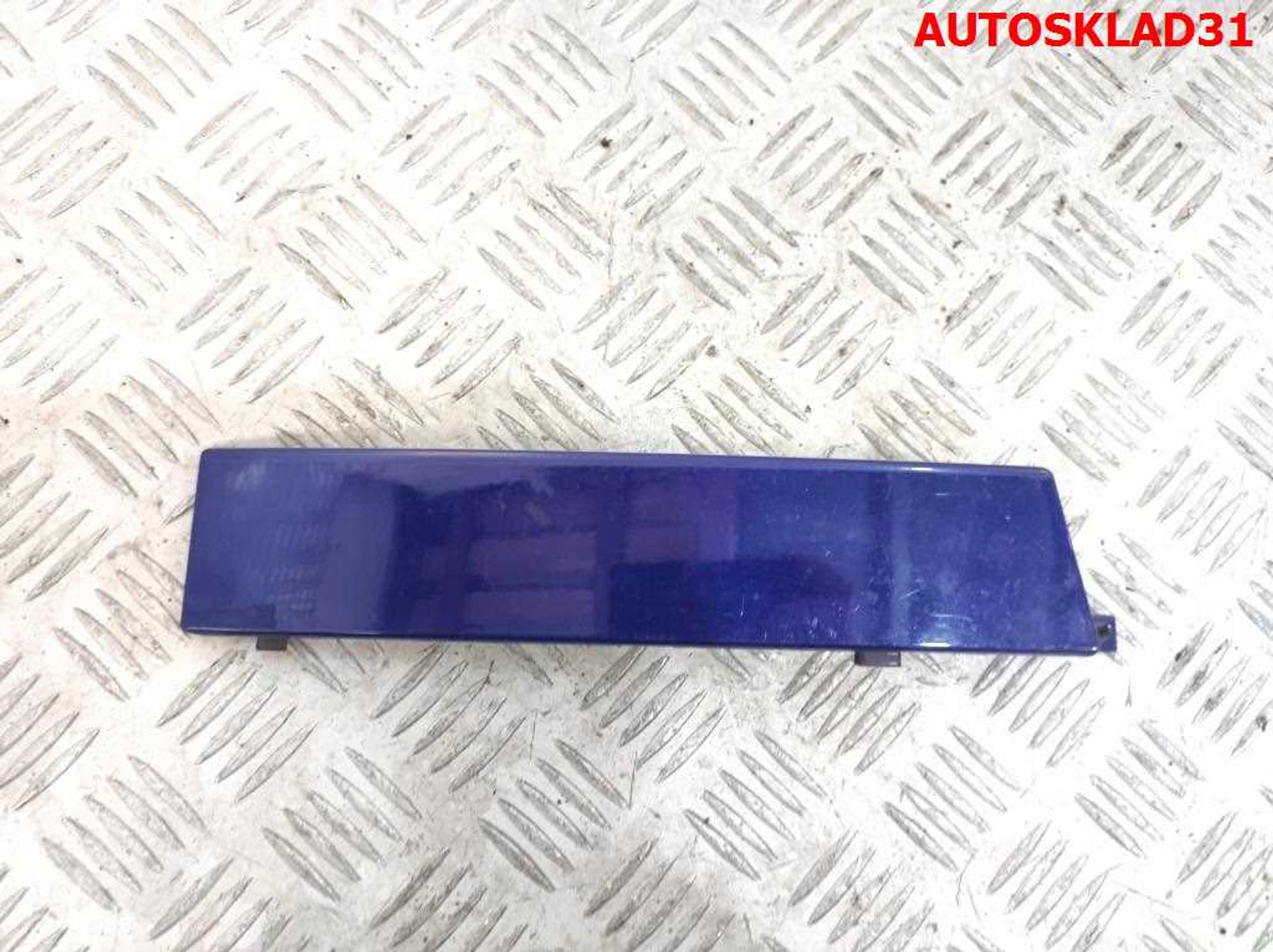 Планка под фонарь левая Skoda Octavia 1U6813307 - АвтоСклад31.рф - авторазборка контрактные б/у запчасти в г. Белгород Планка под фонарь левая Skoda Octavia 1U6813307 - АвтоСклад31.рф - авторазборка контрактные б/у запчасти в г. Белгород