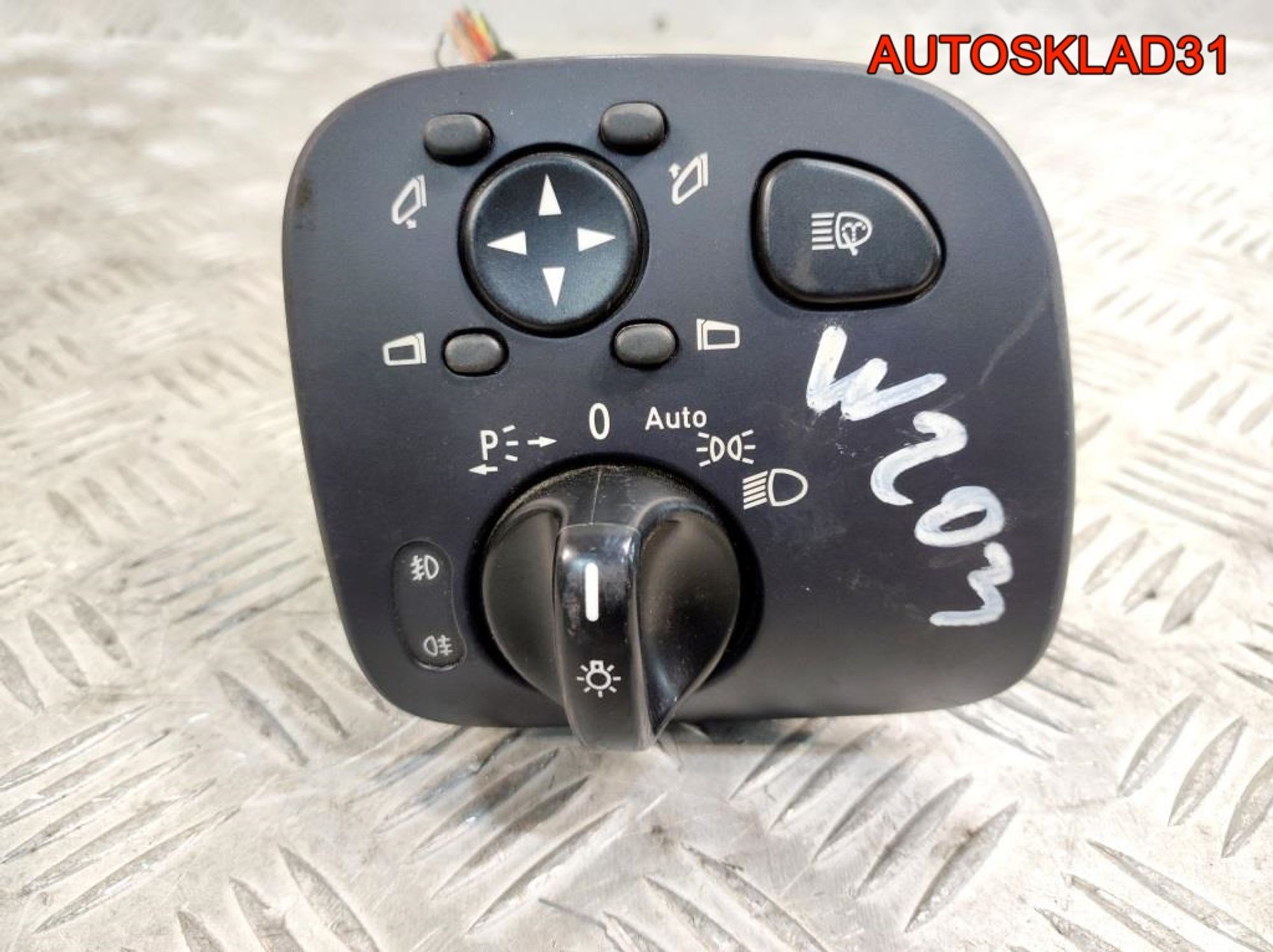 Переключатель света Mercedes W203 A2035450704 - АвтоСклад31.рф - авторазборка контрактные б/у запчасти в г. Белгород Переключатель света Mercedes W203 A2035450704 - АвтоСклад31.рф - авторазборка контрактные б/у запчасти в г. Белгород