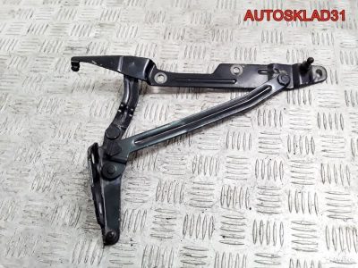 Петля крышки багажника правая Audi 100 C4 - АвтоСклад31.рф - авторазборка контрактные б/у запчасти в г. Белгород