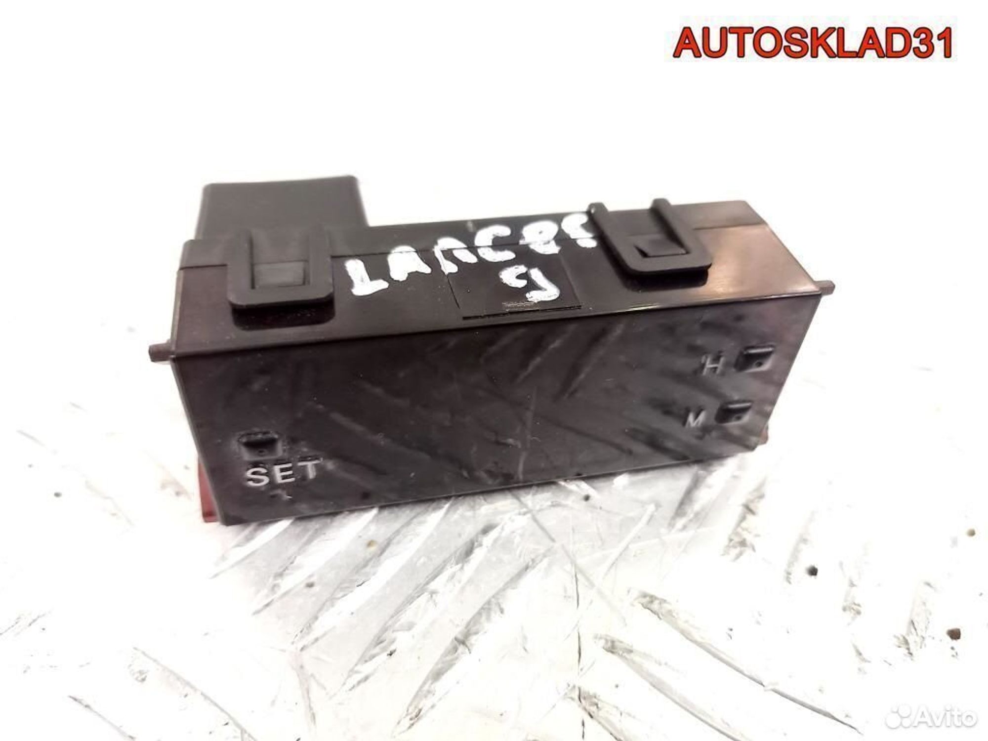 Часы Митсубиси Лансер 9 MR962799 - АвтоСклад31.рф - авторазборка контрактные б/у запчасти в г. Белгород Часы Митсубиси Лансер 9 MR962799 - АвтоСклад31.рф - авторазборка контрактные б/у запчасти в г. Белгород