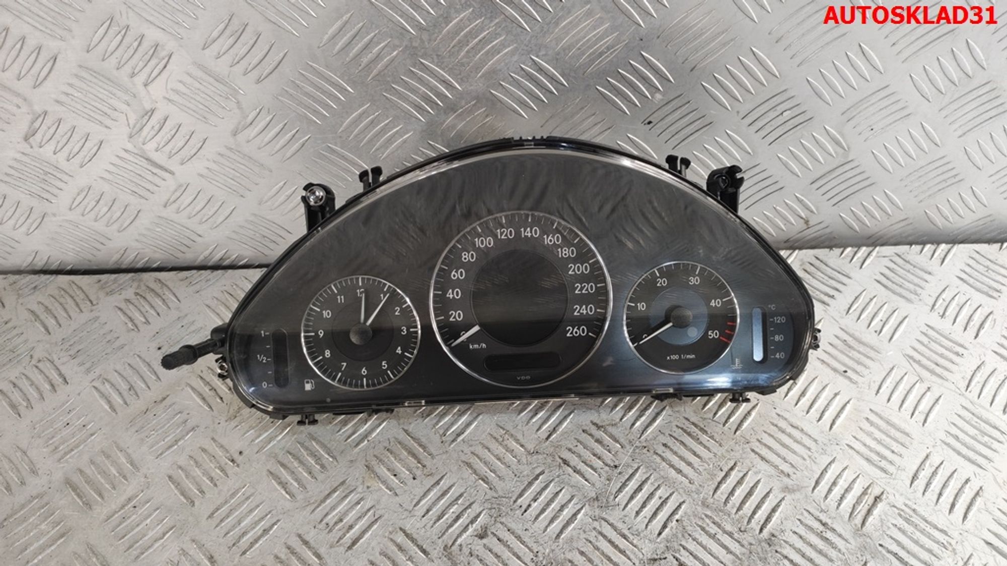 Панель приборов Mercedes Benz W211 Дизель A2115400447 - АвтоСклад31.рф - авторазборка контрактные б/у запчасти в г. Белгород Панель приборов Mercedes Benz W211 Дизель A2115400447 - АвтоСклад31.рф - авторазборка контрактные б/у запчасти в г. Белгород