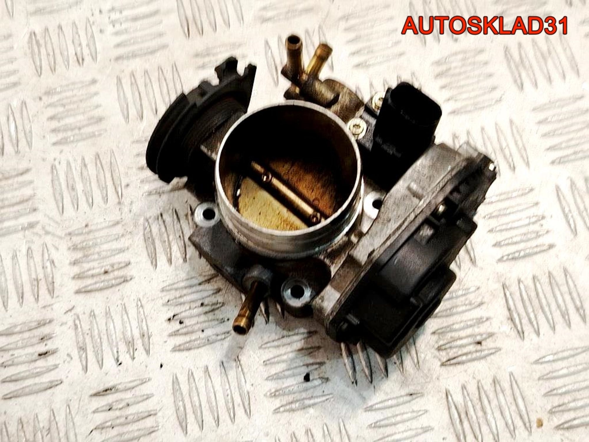 Заслонка дроссельная VW Golf 4 1,8 AGN Бензин 06A133066G - АвтоСклад31.рф - авторазборка контрактные б/у запчасти в г. Белгород Заслонка дроссельная VW Golf 4 1,8 AGN Бензин 06A133066G - АвтоСклад31.рф - авторазборка контрактные б/у запчасти в г. Белгород