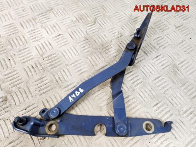 Петля крышки багажника левая Audi A4 B7 8E5827301 - АвтоСклад31.рф - авторазборка контрактные б/у запчасти в г. Белгород