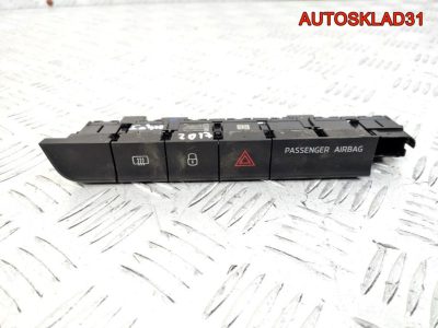 Блок кнопок Skoda Fabia 3 6V0927132A - АвтоСклад31.рф - авторазборка контрактные б/у запчасти в г. Белгород
