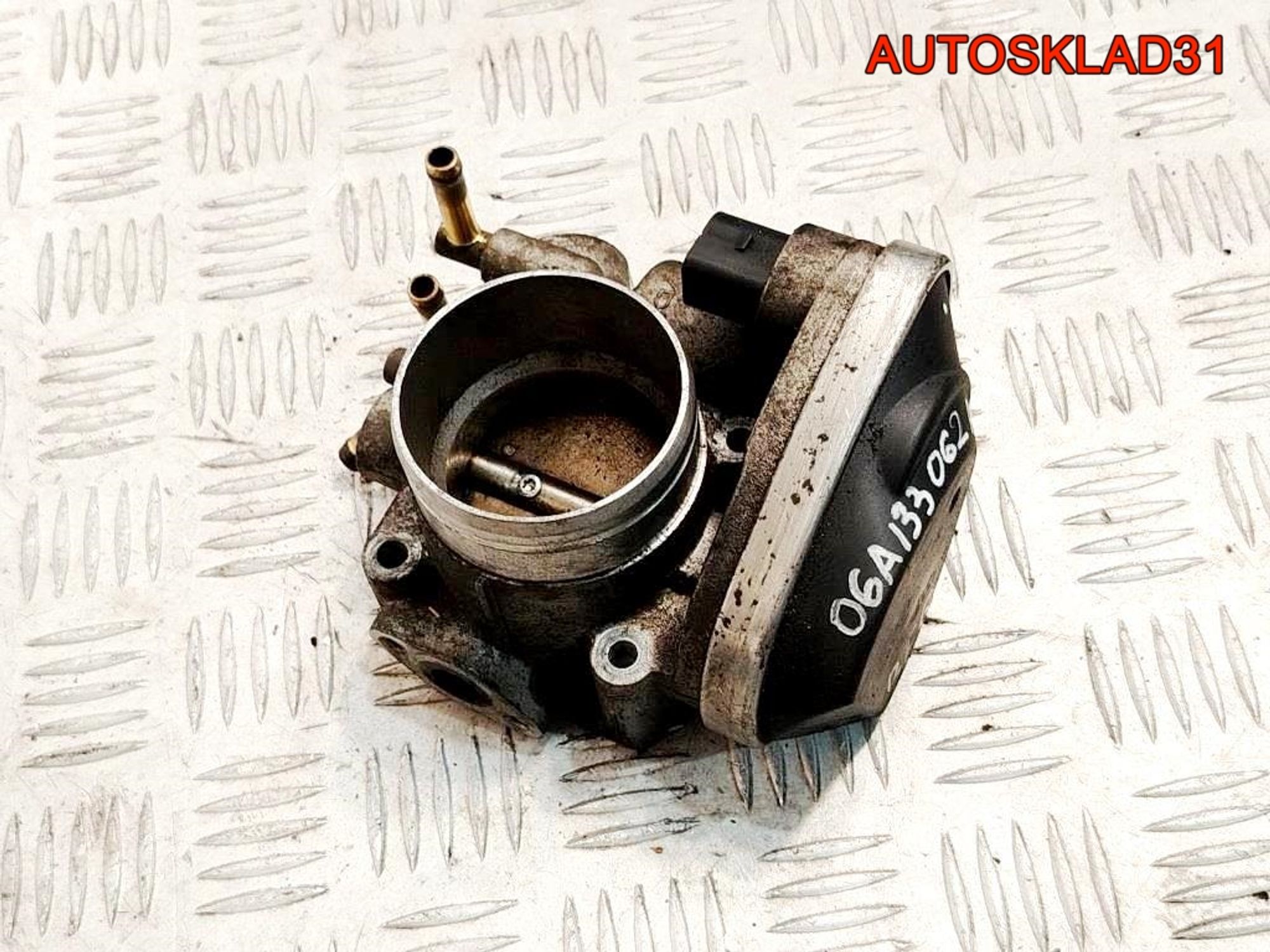Заслонка дроссельная VW Golf 4 1,6 BFQ 06A133062AB - АвтоСклад31.рф - авторазборка контрактные б/у запчасти в г. Белгород Заслонка дроссельная VW Golf 4 1,6 BFQ 06A133062AB - АвтоСклад31.рф - авторазборка контрактные б/у запчасти в г. Белгород