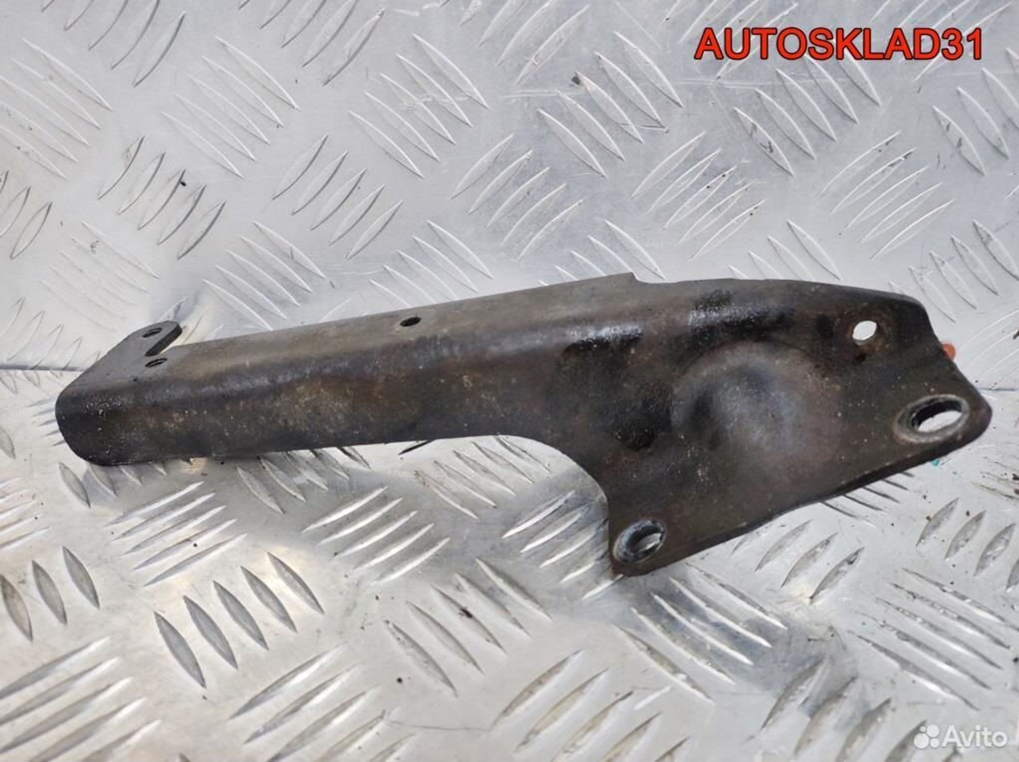 Кронштейн МКПП Mercedes Vito 638 A6110980729 - АвтоСклад31.рф - авторазборка контрактные б/у запчасти в г. Белгород Кронштейн МКПП Mercedes Vito 638 A6110980729 - АвтоСклад31.рф - авторазборка контрактные б/у запчасти в г. Белгород