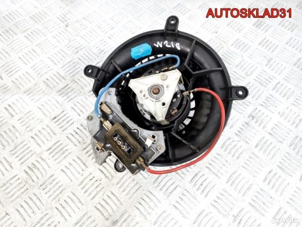 Кардан рулевой Audi A4 B6 8E0419502H - АвтоСклад31.рф - авторазборка контрактные б/у запчасти в г. Белгород