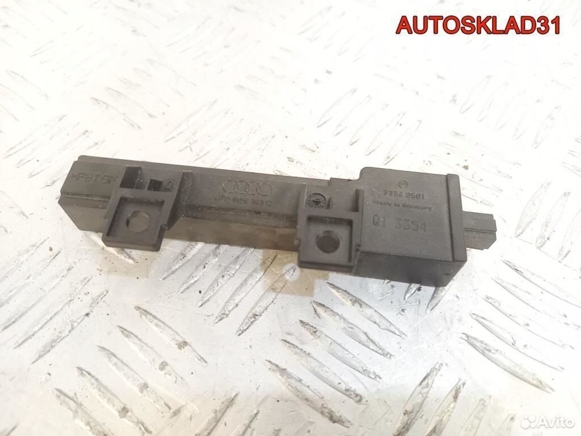Антенна бесключевого доступа Audi A6 C6 4F0909141C - АвтоСклад31.рф - авторазборка контрактные б/у запчасти в г. Белгород Антенна бесключевого доступа Audi A6 C6 4F0909141C - АвтоСклад31.рф - авторазборка контрактные б/у запчасти в г. Белгород