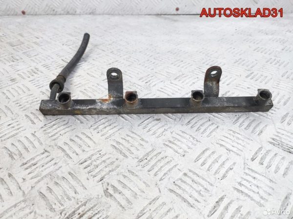 Фланец системы охлаждения VW Passat B6 038121132D - АвтоСклад31.рф - авторазборка контрактные б/у запчасти в г. Белгород