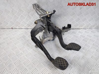 Блок педалей МКПП Audi A4 B5 8D1721316D - АвтоСклад31.рф - авторазборка контрактные б/у запчасти в г. Белгород