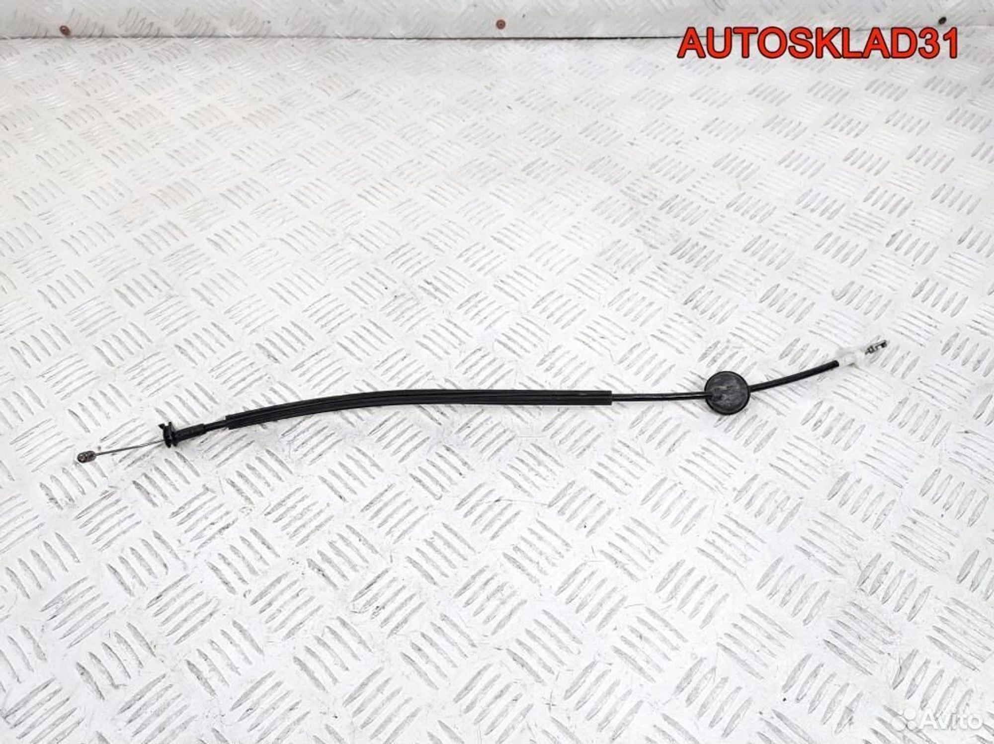 Трос открывания передней левой двери Ford Focus 2 - АвтоСклад31.рф - авторазборка контрактные б/у запчасти в г. Белгород Трос открывания передней левой двери Ford Focus 2 - АвтоСклад31.рф - авторазборка контрактные б/у запчасти в г. Белгород