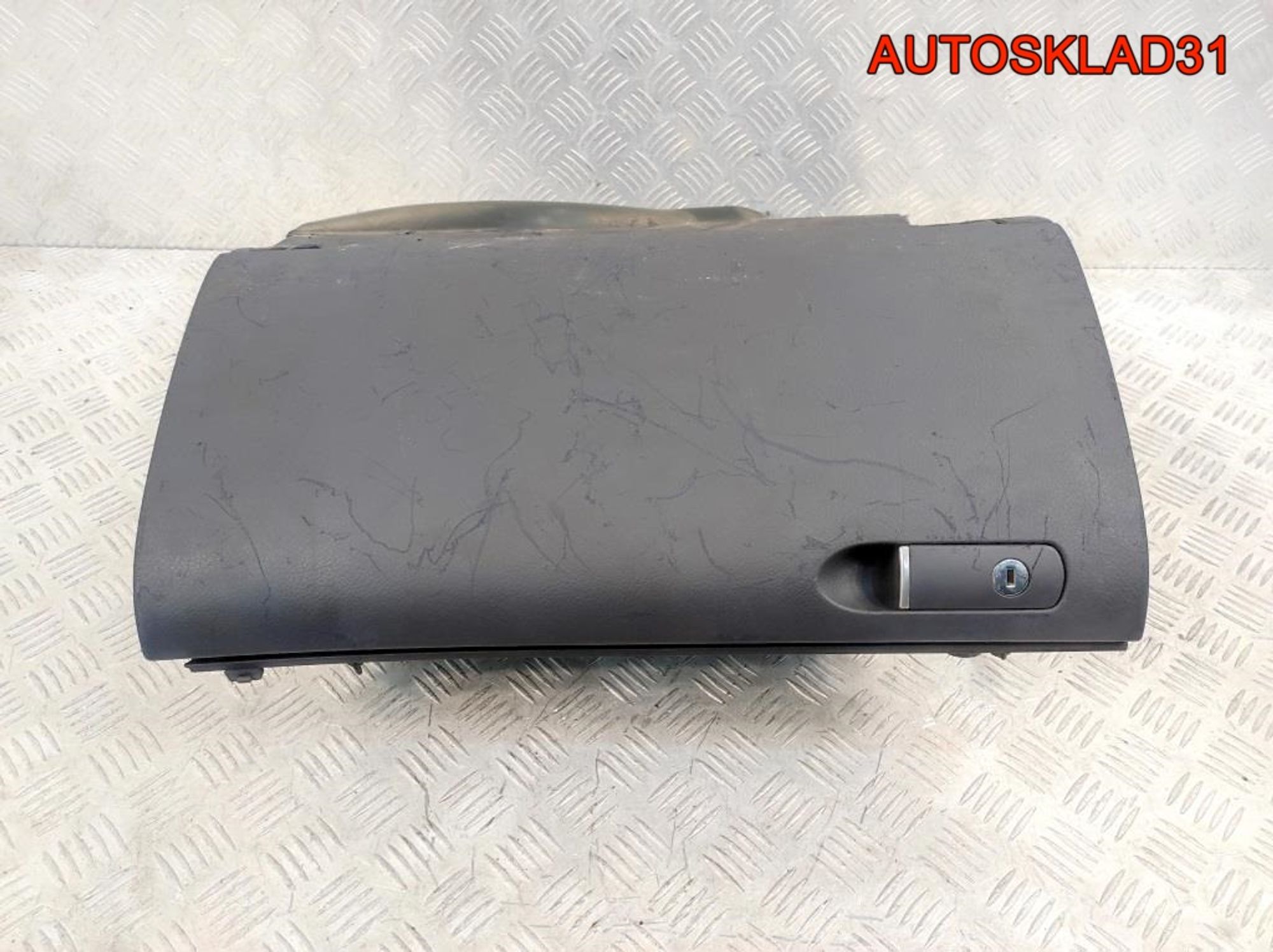 Бардачок Audi A4 B6 8E1857035 - АвтоСклад31.рф - авторазборка контрактные б/у запчасти в г. Белгород Бардачок Audi A4 B6 8E1857035 - АвтоСклад31.рф - авторазборка контрактные б/у запчасти в г. Белгород