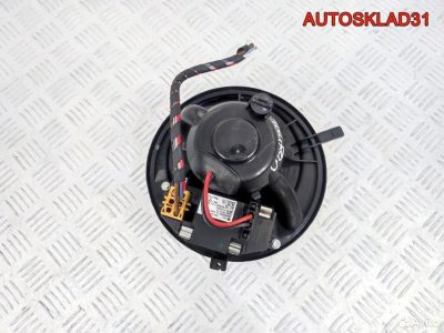 Моторчик отопителя Volkswagen Touran 1K1820015F - АвтоСклад31.рф - авторазборка контрактные б/у запчасти в г. Белгород